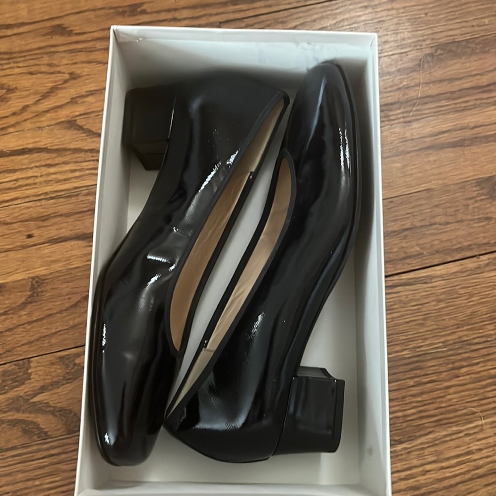 Hassia Premium Comfort black patent leather shoes size 7